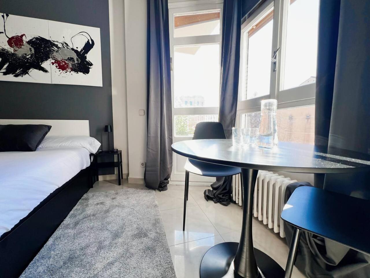 Apartament Oasis A Centro De Madryt Zewnętrze zdjęcie